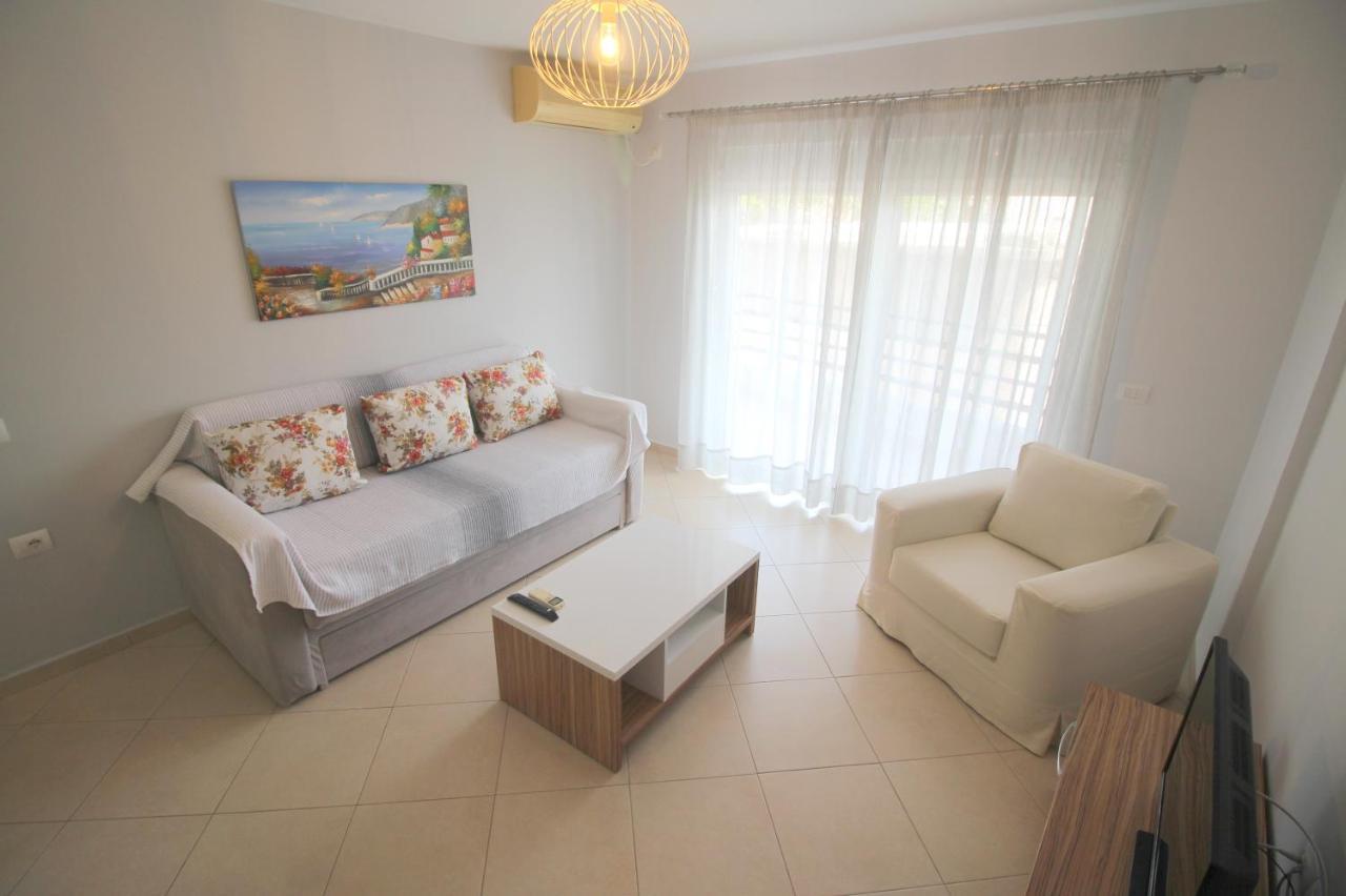 Kosta'S City Apartment Саранде Екстериор снимка